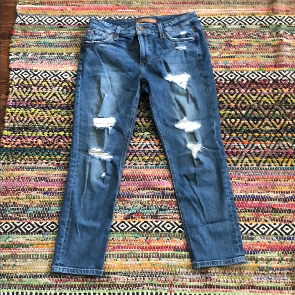 Joe’s Distressed Billie Crop Jeans